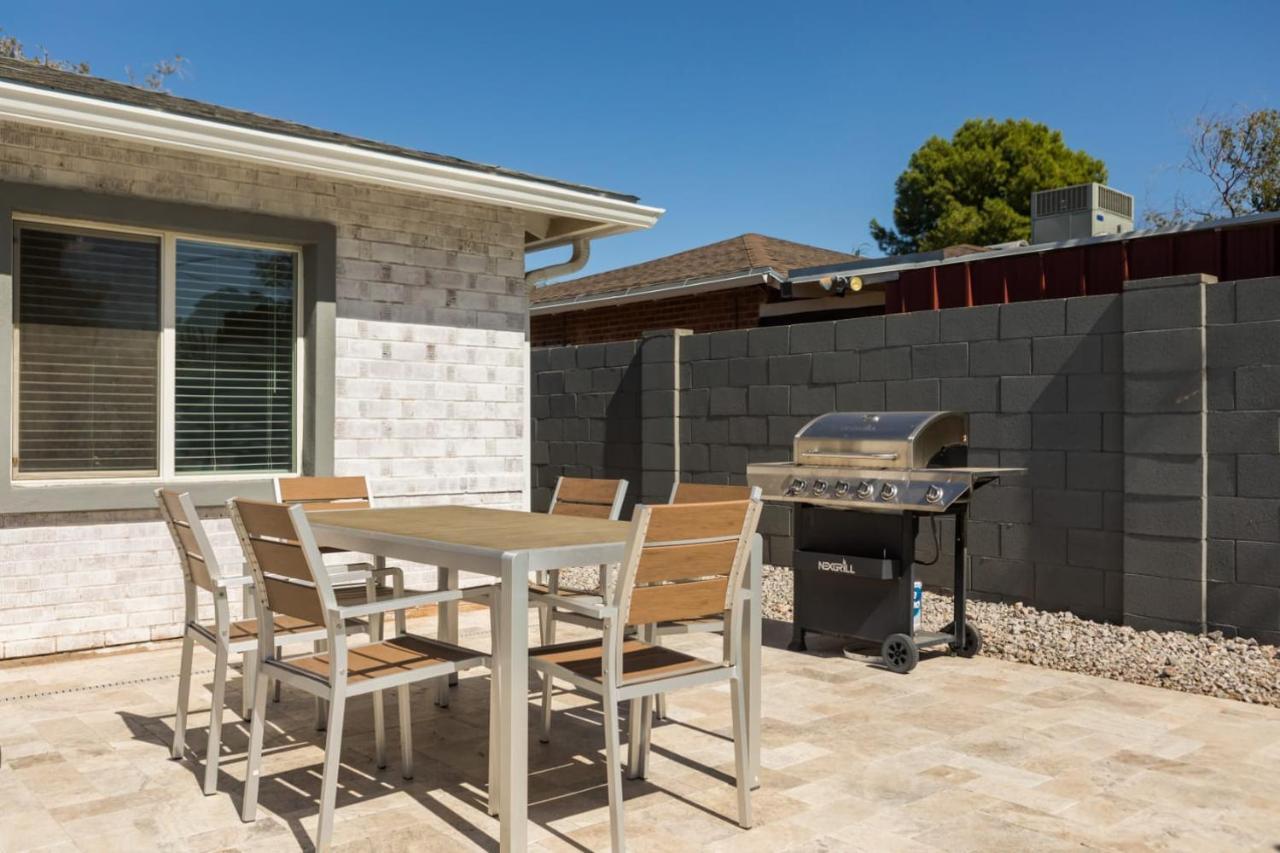 Modern Arcadia Lite Oasis Pool Heater Bbq Villa Phoenix Exterior photo
