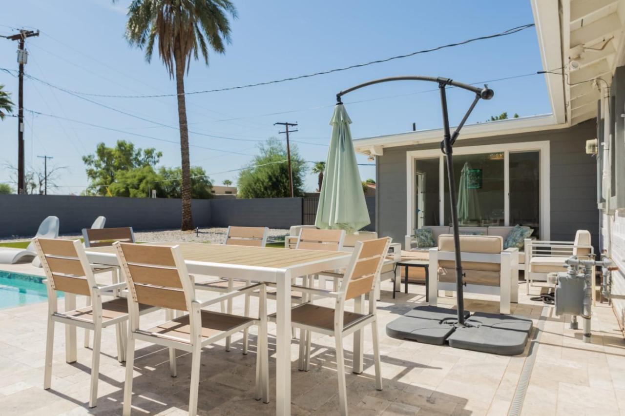 Modern Arcadia Lite Oasis Pool Heater Bbq Villa Phoenix Exterior photo